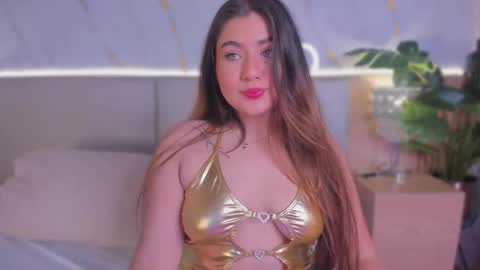 Snapshot of chloeemonroee_ chatting on October 14, 12:08 pm Chloee online show from October 14, 12:08 pm