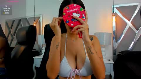 Snapshot of chloeharper_ chatting on September 30, 2:44 pm Chloe Harper online show from September 30, 2:44 pm
