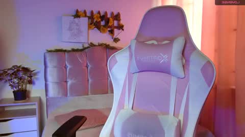 Chloe online show from February 26, 1:22 pm