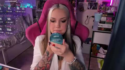 ChloeKohaku online show from December 21, 2:27 am