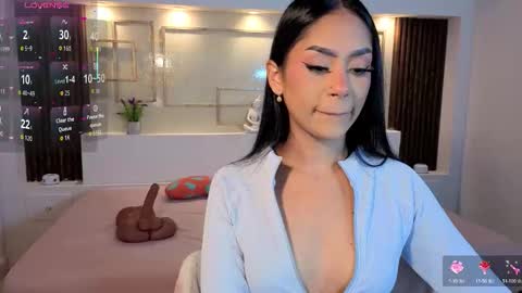 Snapshot of chloemoon9 chatting on September 11, 12:05 pm Chloe Moon online show from September 11, 12:05 pm
