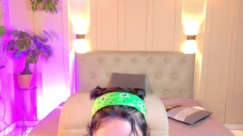 Snapshot of chloerossee chatting on September 10, 1:49 am Chloe rosse online show from September 10, 1:49 am