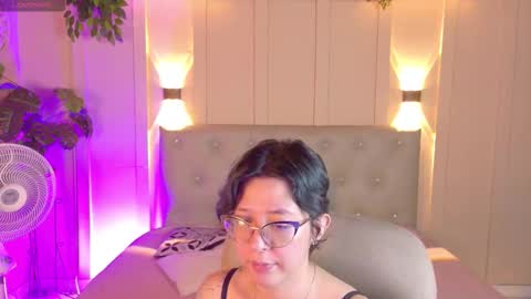 Snapshot of chloerossee chatting on October 5, 1:54 am Chloe rosse online show from October 5, 1:54 am