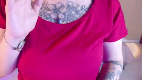 Snapshot of chloerossee chatting on September 24, 1:48 am Chloe rosse online show from September 24, 1:48 am