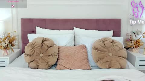 Chloe online show from October 9, 7:18 pm