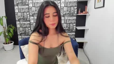 ChloeTurner  online show from March 6, 1:03 pm