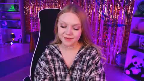 ChloeWight online show from February 22, 2:18 pm