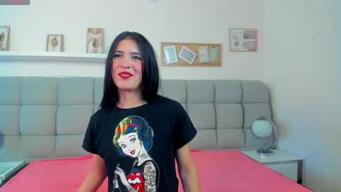 chlooe_zoe online show from November 12, 7:12 pm