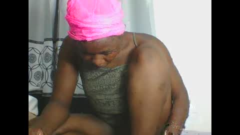 Snapshot of chocolateskin4 chatting on February 11, 2:46 am JANE online show from February 11, 2:46 am