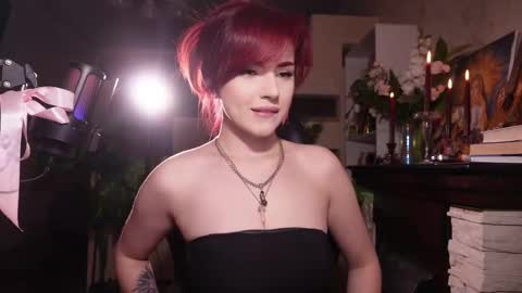 chriss_foxx online show from October 30, 4:30 pm