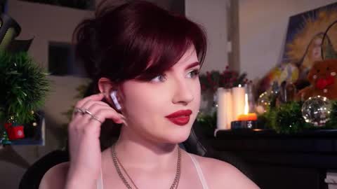 chriss_foxx online show from December 13, 7:53 pm