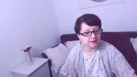 Snapshot of christarose chatting on December 15, 3:20 pm Christa online show from December 15, 3:20 pm
