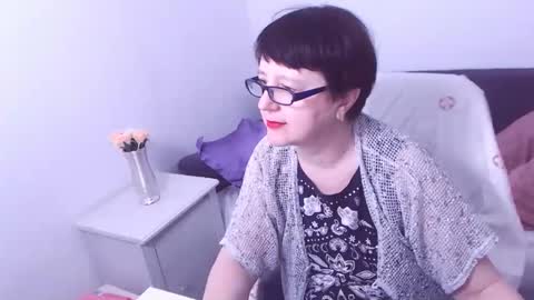 Snapshot of christarose chatting on February 10, 1:57 am Christa online show from February 10, 1:57 am