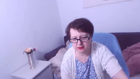 Snapshot of christarose chatting on January 19, 2:04 am Christa online show from January 19, 2:04 am