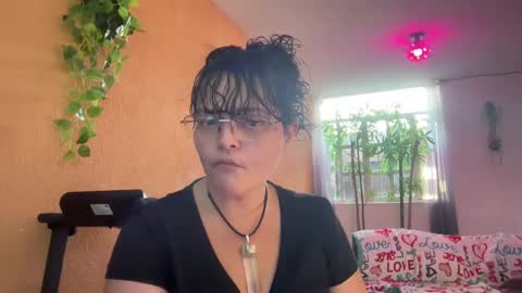 christianvalles online show from January 15, 10:13 pm