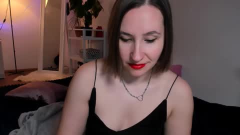 christina rosse online show from April 21, 5:31 pm