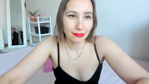 Snapshot of christina_rosse chatting on February 16, 2:54 pm christina rosse online show from February 16, 2:54 pm