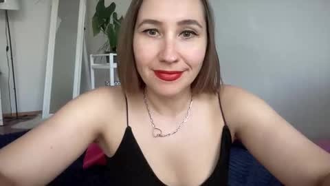christina rosse online show from June 9, 3:55 pm