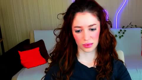 christinaconteeree online show from March 25, 3:34 am