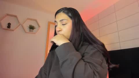 Christine  online show from November 6, 12:11 pm