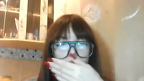 Lola online show from December 21, 1:26 pm