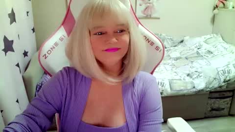 Christi online show from October 7, 8:41 am