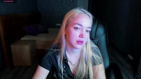 hristy3 online show from February 28, 8:20 am