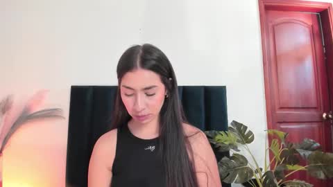 Snapshot of christy_seaa chatting on October 16, 7:05 pm Christy online show from October 16, 7:05 pm