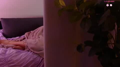 xolena zo-lee-na online show from January 11, 11:54 pm