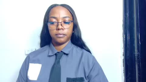 ciaraebonyxxx online show from July 26, 12:13 pm