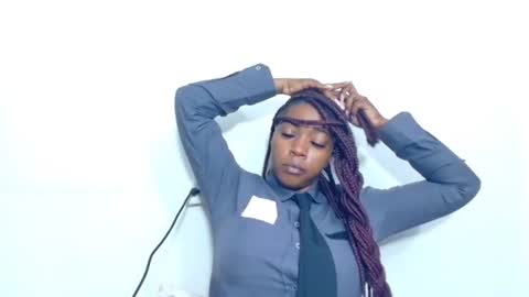 ciaraebonyxxx online show from July 15, 11:09 pm