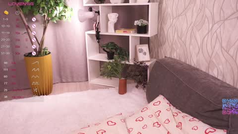 Snapshot of cinacandy chatting on September 26, 6:27 pm L online show from September 26, 6:27 pm