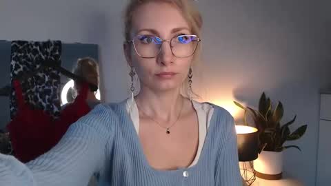 Cinderella online show from April 2, 6:00 am