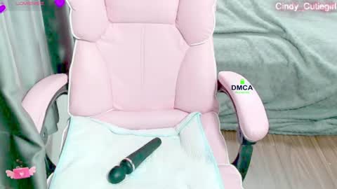cindy_cutiegirl online show from June 22, 10:29 pm