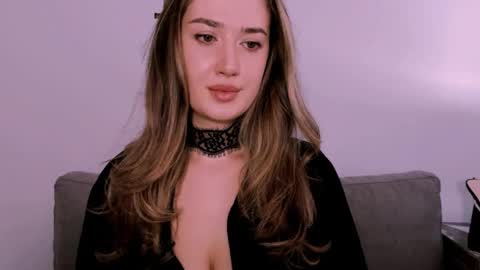 cindyprettywomen online show from June 27, 8:04 am