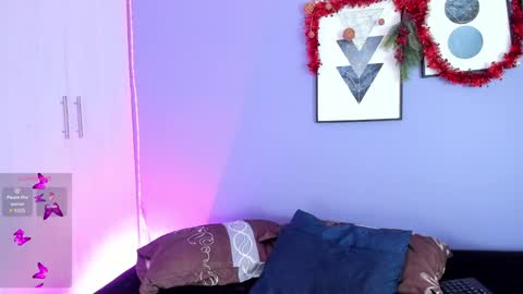 cinnamon_kyla online show from December 12, 6:53 pm