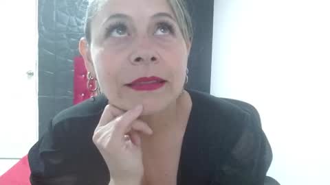 Snapshot of cinthia1609 chatting on February 1, 6:40 pm cinthia1609 online show from February 1, 6:40 pm