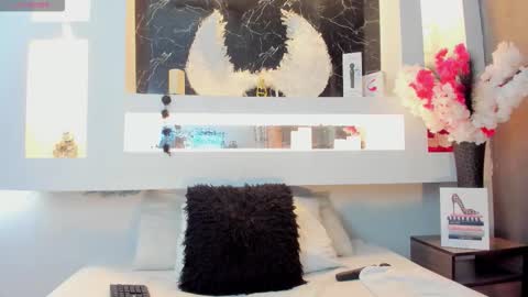 Snapshot of cinthya_mjs chatting on September 23, 12:03 pm Cinthya online show from September 23, 12:03 pm