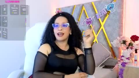 Cintia online show from February 2, 11:26 pm