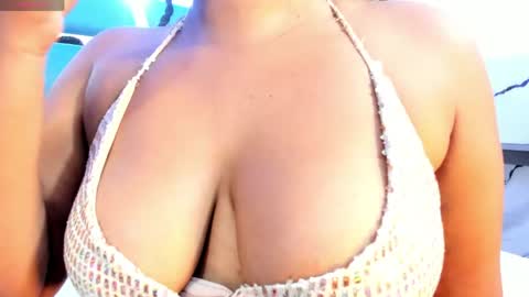 cintia_marc online show from May 1, 11:24 am