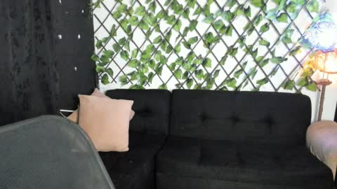 claiok online show from February 6, 12:33 am