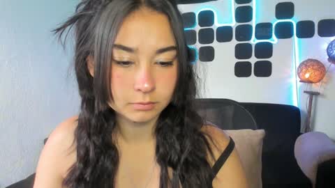 claiok online show from January 4, 5:16 pm