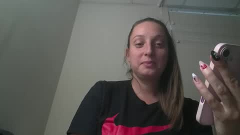 Snapshot of clairebearx3 chatting on October 22, 6:57 pm clairebearx3 online show from October 22, 6:57 pm