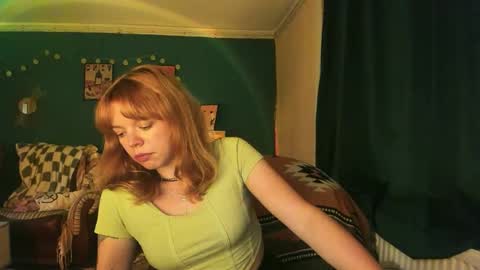 Snapshot of clancyosbourne chatting on September 13, 6:05 pm Clancy online show from September 13, 6:05 pm