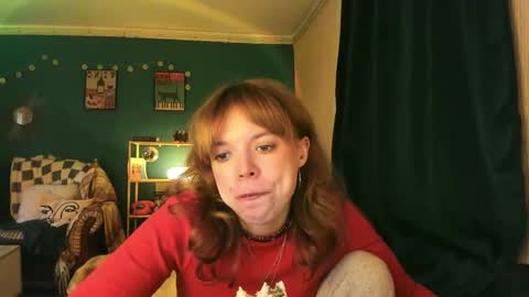 Snapshot of clancyosbourne chatting on October 18, 7:26 pm Clancy online show from October 18, 7:26 pm