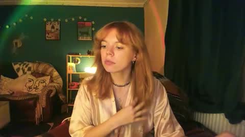 Snapshot of clancyosbourne chatting on September 15, 6:48 pm Clancy online show from September 15, 6:48 pm