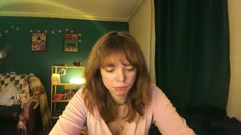 Snapshot of clancyosbourne chatting on October 9, 7:18 pm Clancy online show from October 9, 7:18 pm