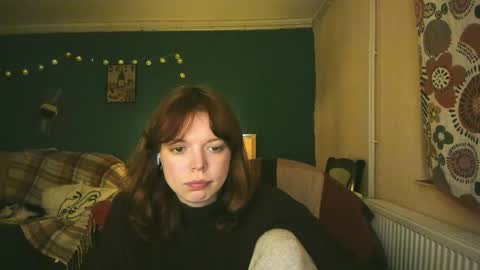 Snapshot of clancyosbourne chatting on February 24, 9:31 pm Clancy online show from February 24, 9:31 pm