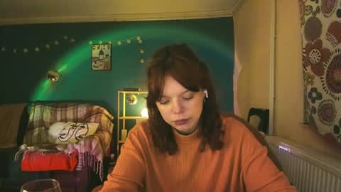 Snapshot of clancyosbourne chatting on March 2, 8:57 pm Clancy online show from March 2, 8:57 pm