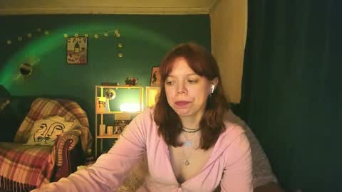 Snapshot of clancyosbourne chatting on March 10, 9:29 pm Clancy online show from March 10, 9:29 pm